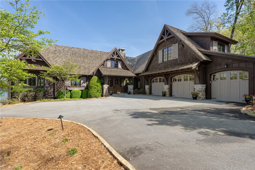 108 Cool Water Court