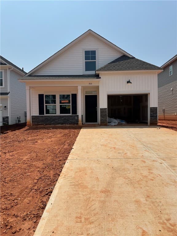 Property image 1 at 203 Brown Circle, Easley, SC 29642