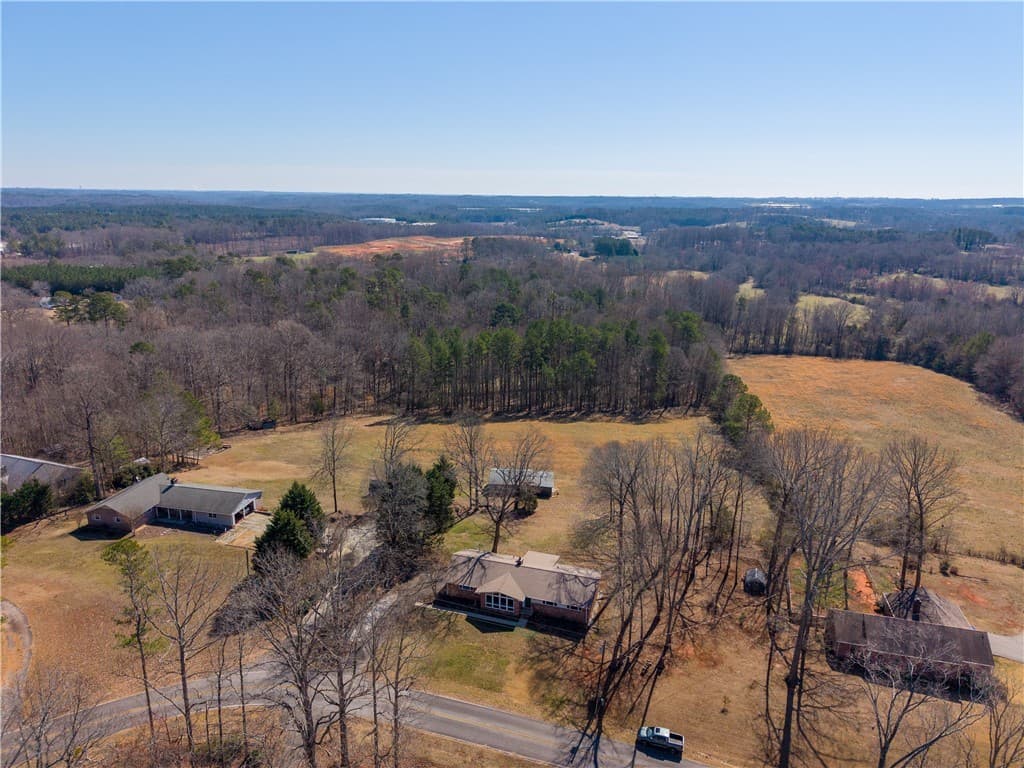 Property image 2 at 122 Eastwood Circle, Westminster, SC 29693