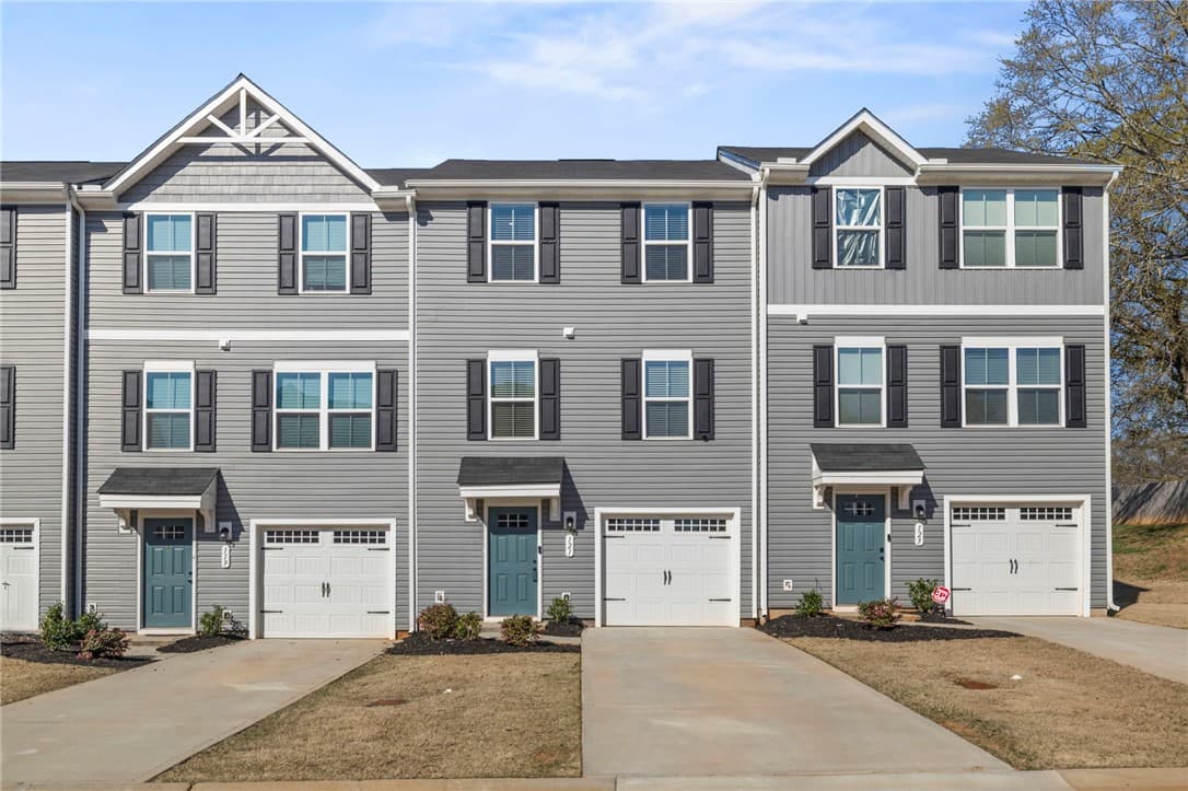 Property image 1 at 121 Sligh Way, Easley, SC 29642
