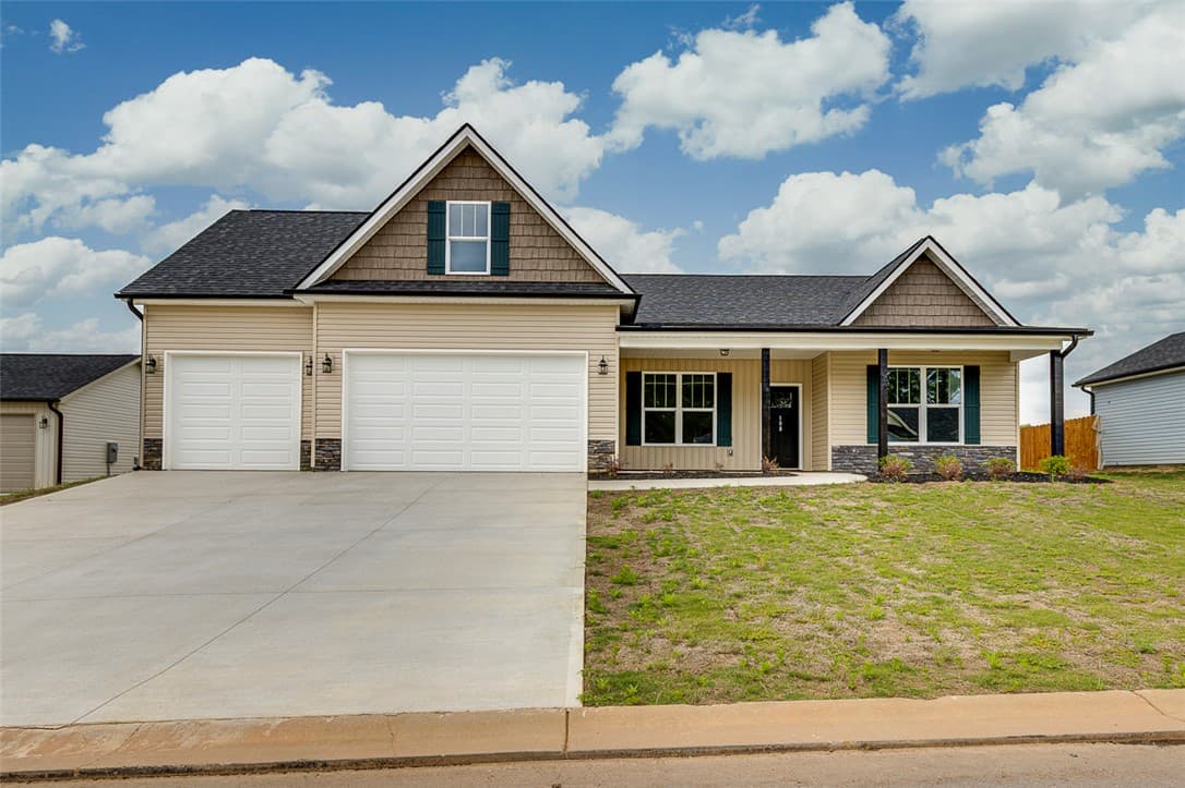 Property image 1 at 108 Walters Way, Pickens, SC 29671