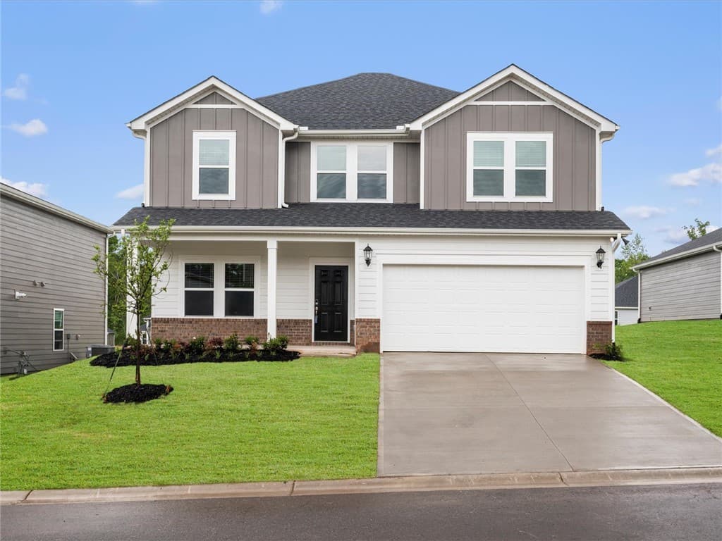 Property image 1 at 1009 Hillcraft Drive, Greer, SC 29651