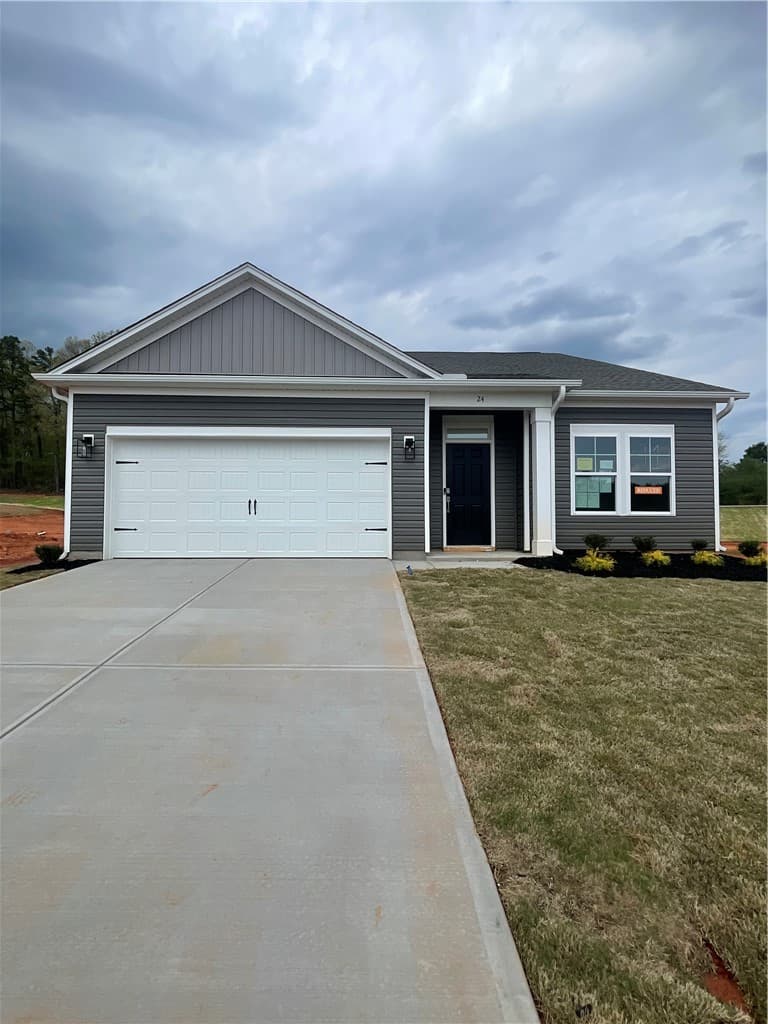 Property image 1 at 24 Halsey Street, Central, SC 29630