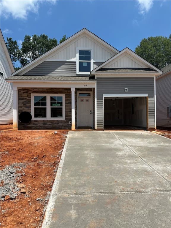 Property image 1 at 212 Brown Circle, Easley, SC 29642