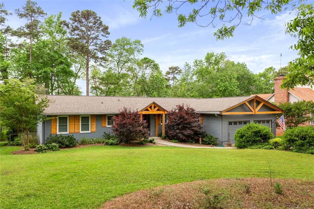 Sadlers Creek, Anderson Community