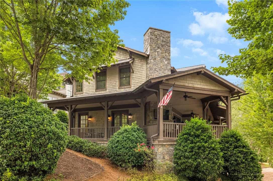 129 N Lawn Drive