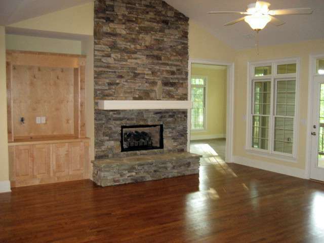 Property image 2 at 627 Seminole Point, Fair Play, SC 29643