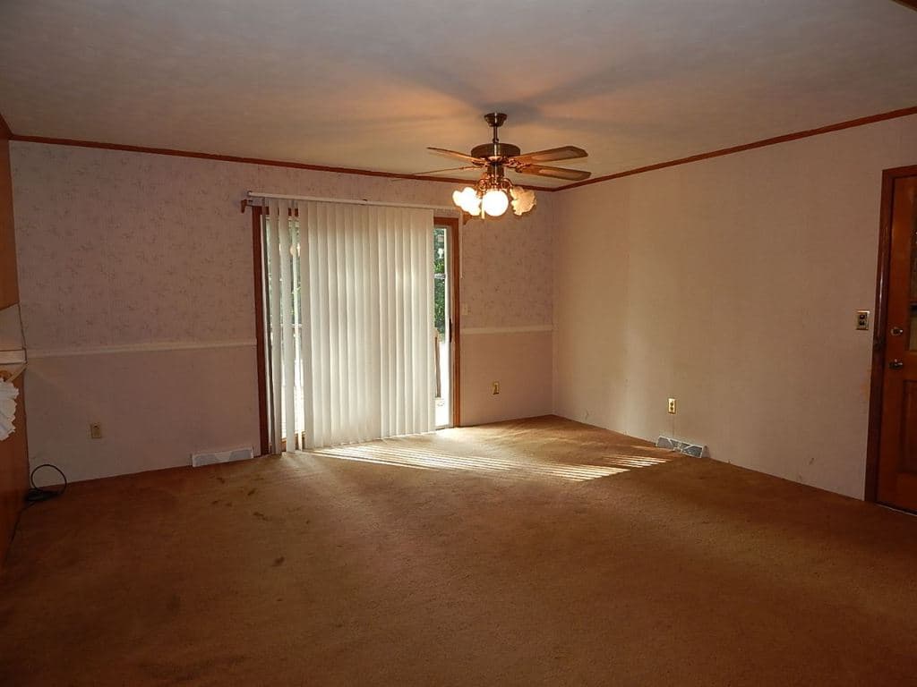 Property image 3 at 408 Springwood Drive, Seneca, SC 29672