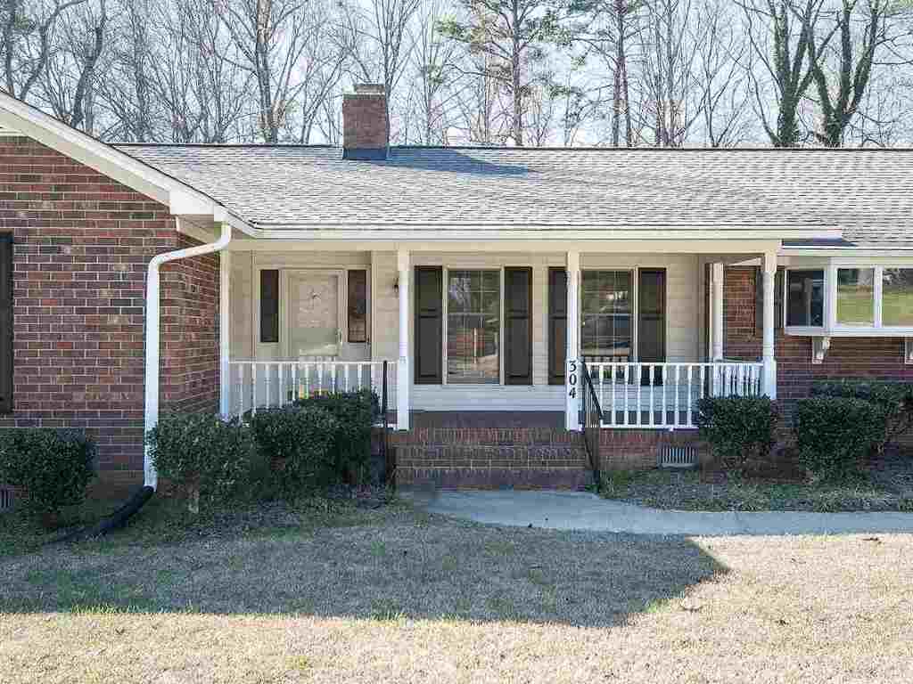 Property image 3 at 304 Warrington Drive, Easley, SC 29642