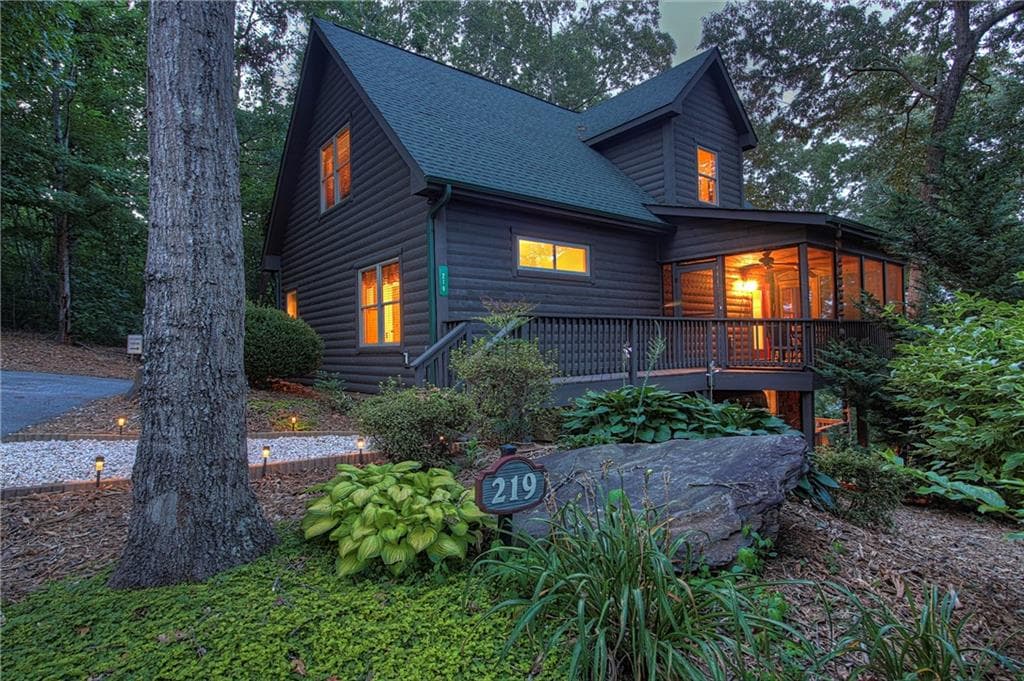 Property image 1 at 219 Serenity Bay Drive, Seneca, SC 29672