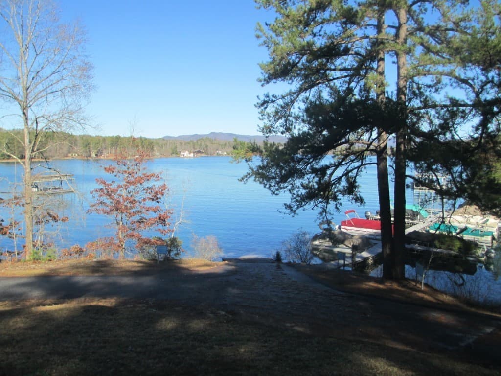 Property image 1 at 235 Bay View Drive, Salem, SC 29676
