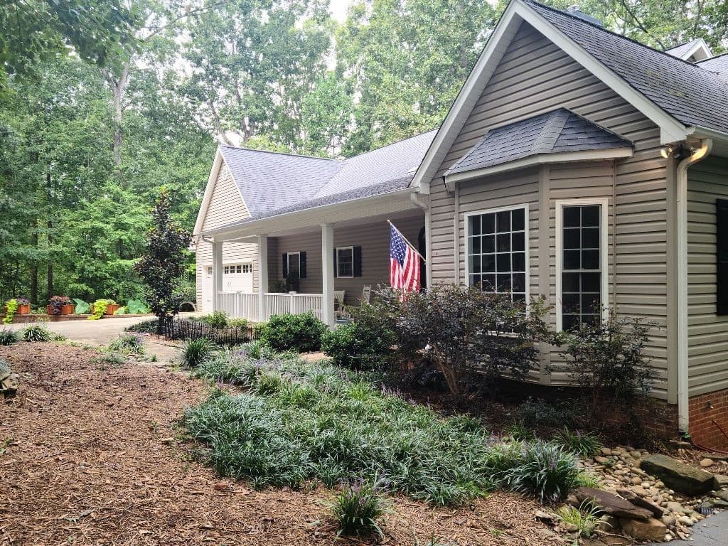 Property image 5 at 511 Queen Annes Lane, Seneca, SC 29672