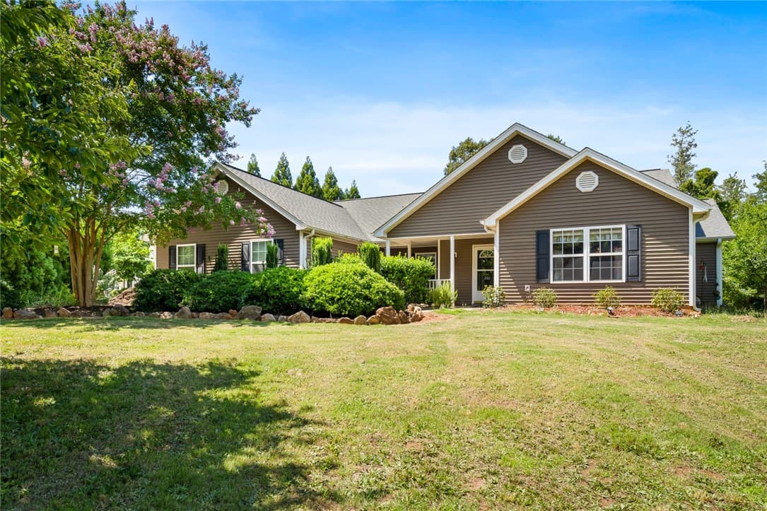 Property image 1 at 201 Inlet Drive, Anderson, SC 29625